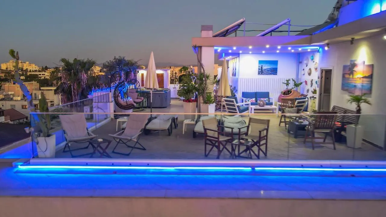 Mesogios House Suites Larnaca Appartamento